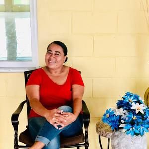 Meet your Posher, Leaa